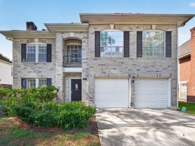 House for sale in Greatwood Knoll, Sugar Land