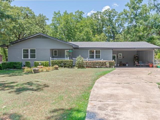 House for sale in Grand Saline, Texas
