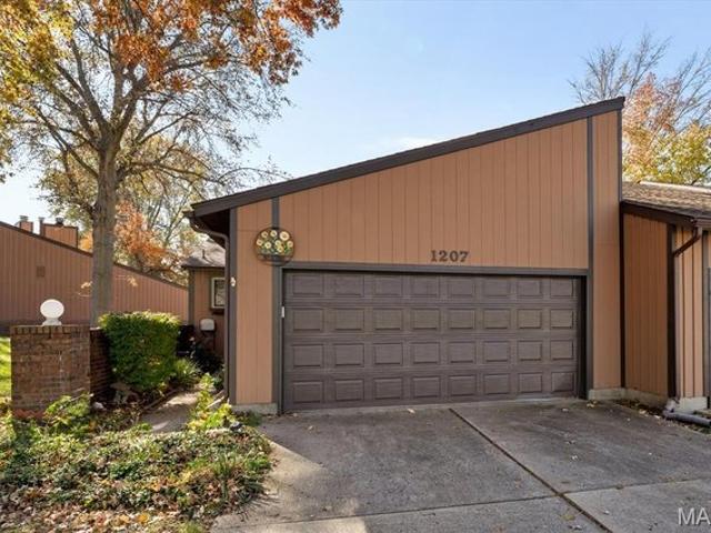 Condo for sale in O Fallon, Missouri