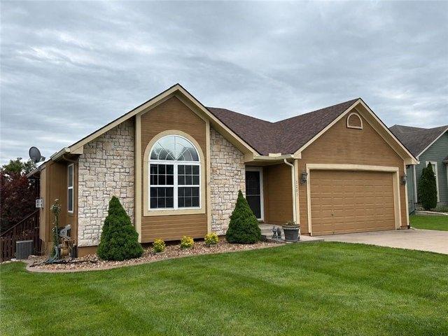 House for sale in Grain Valley, Missouri