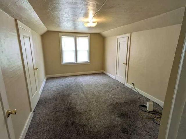 Apartment for rent in Manitowoc, Manitowoc County