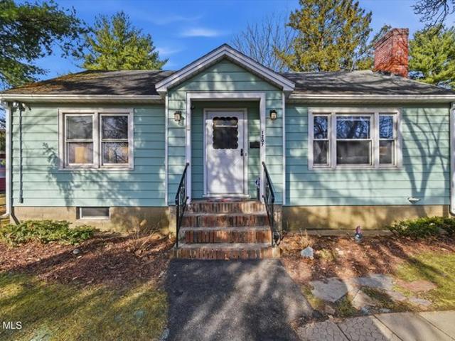 House for sale in Schenectady, New York