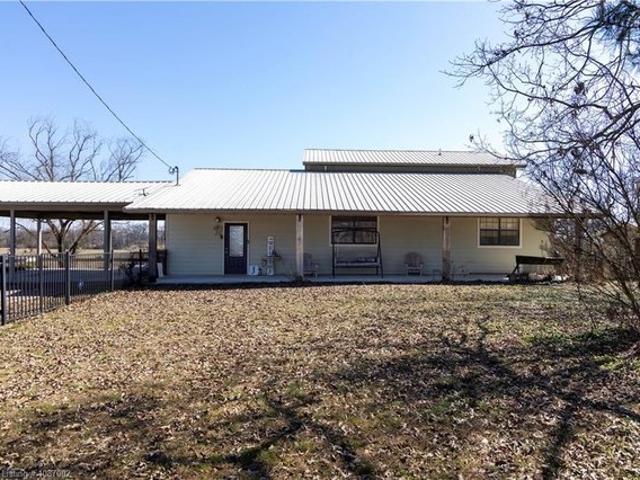 Farm for sale in Ark