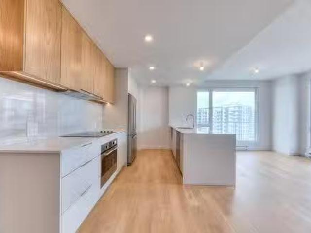 Condo for sale in Chomedey, Quebec
