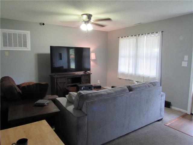 House for sale in Sedalia, Pettis County