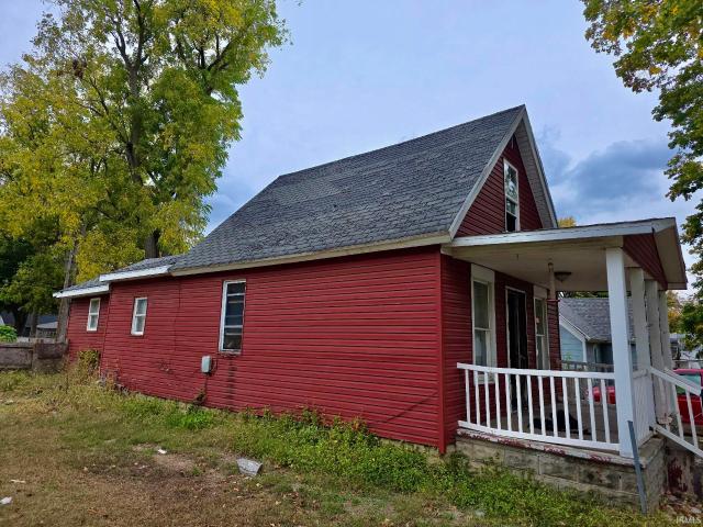House for sale in Rochester, Indiana