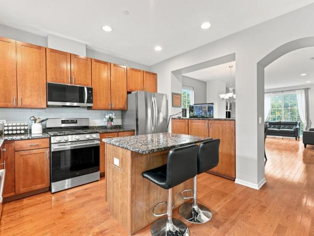 Townhouse for sale in Des Plaines, Illinois