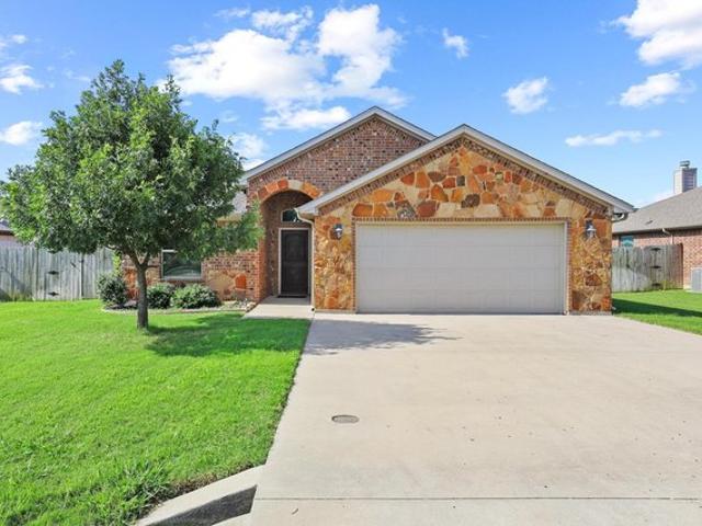 House for sale in Tioga, Texas