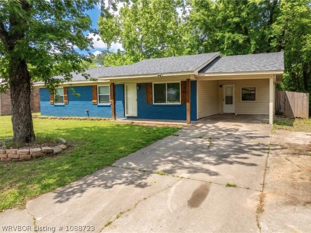 House for sale in Ark