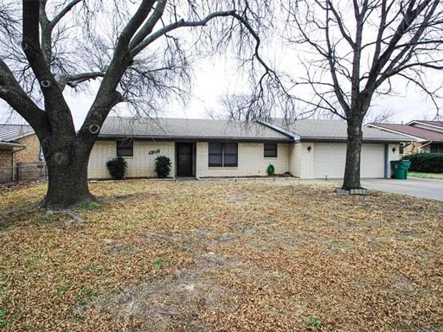 House for sale in Stephenville, Erath County