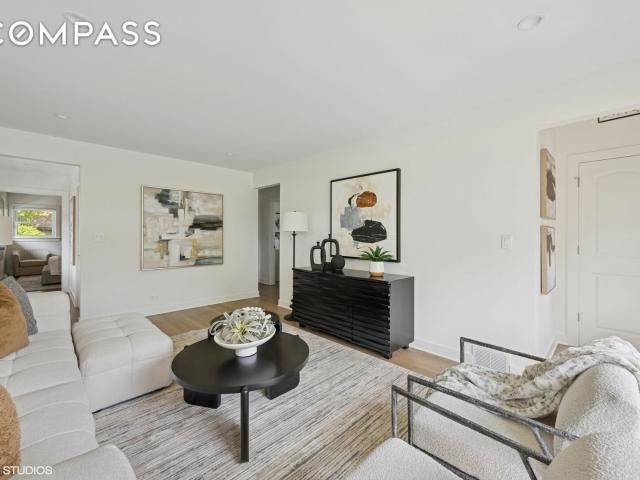 House for sale in Arlington Heights
