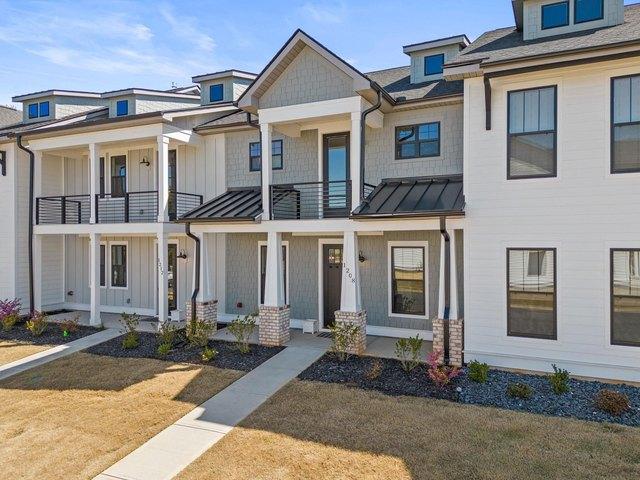Townhouse for sale in Duncan, South Carolina