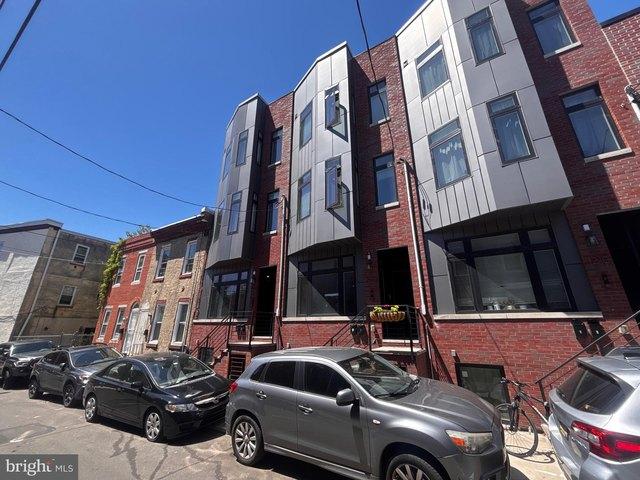 House for sale in Philadelphia, Pennsylvania
