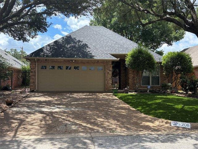 House for sale in Arlington, Texas