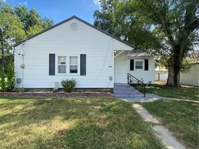 House for sale in Clinton, Missouri
