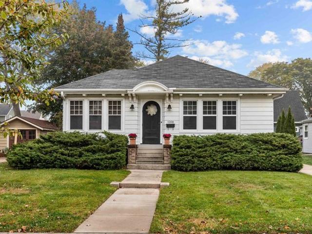 House for sale in Lumber River, Oshkosh