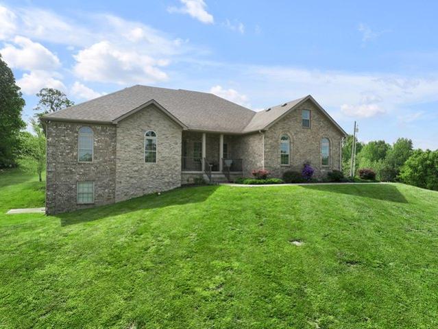 House for sale in Stamping Ground, Kentucky