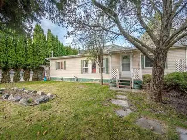 House for sale in Okanagan Falls, British Columbia