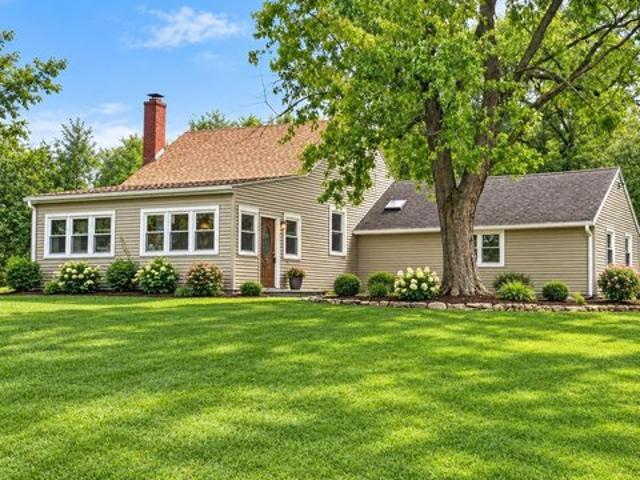 House for sale in Pecatonica, Winnebago County
