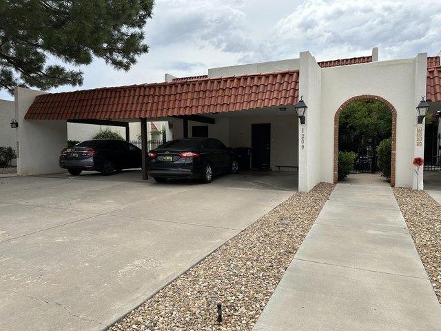 Townhouse for sale in New Mexico