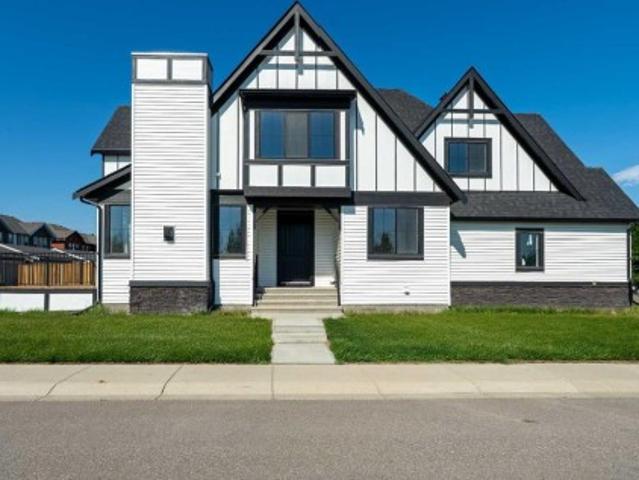 House for sale in Airdrie, Alberta