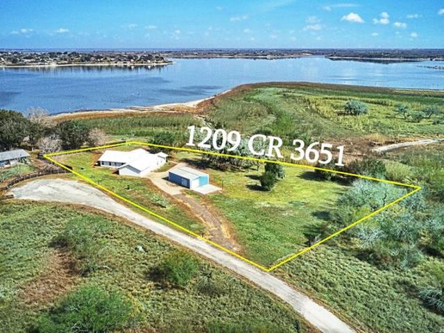 House for sale in Sandia, Texas