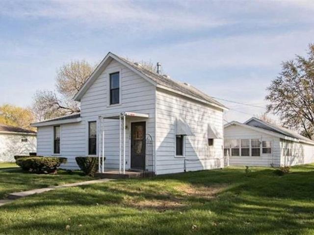 House for sale in Washington, Iowa