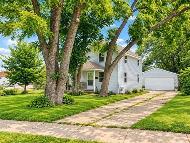 House for sale in Muscatine, Iowa