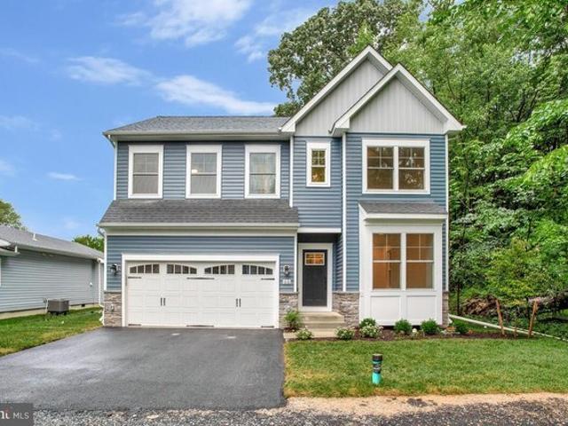 House for sale in Shady Side, Maryland