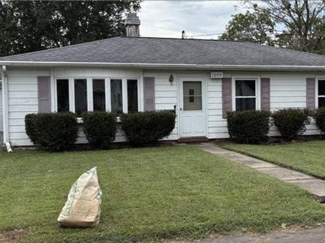 House for sale in Monmouth, Warren County