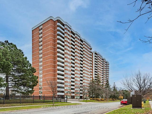 Condo for sale in Toronto, Golden Horseshoe