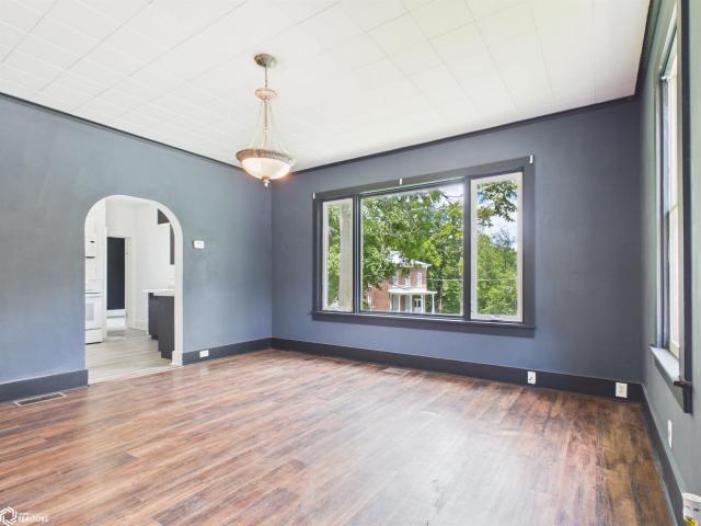 House for sale in Burlington, Iowa