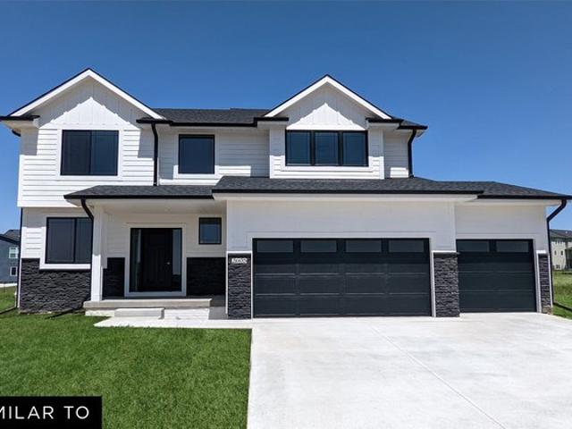 House for sale in Bondurant, Iowa