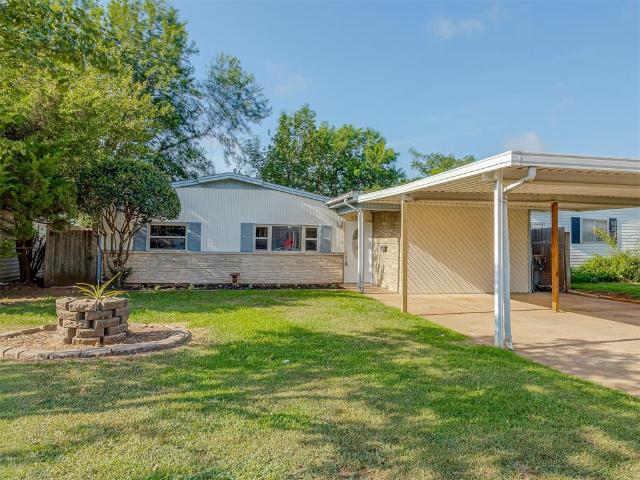 House for sale in Chickasha, Oklahoma
