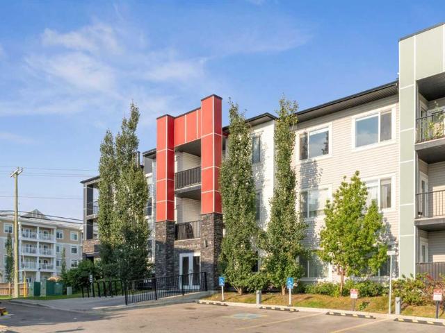 Apartment for sale in Northwest, Alberta