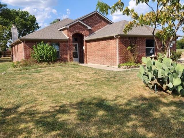 House for sale in Tioga, Texas