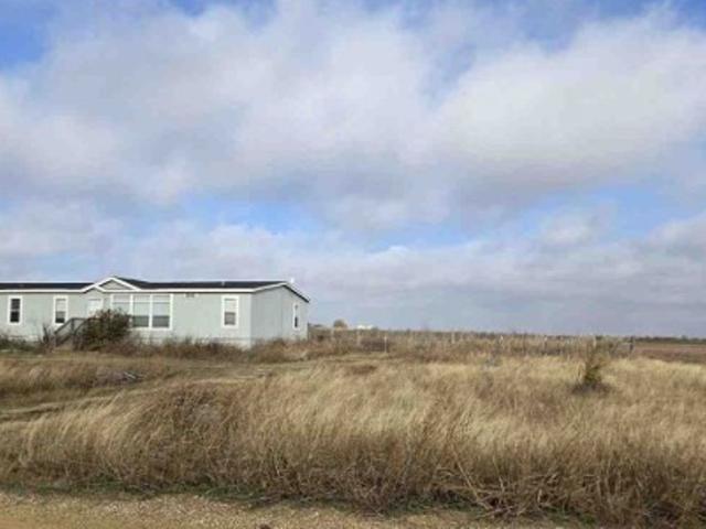 House for sale in Milam, Texas