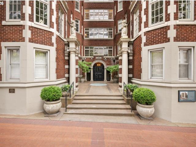 Condo for sale in Oregonia