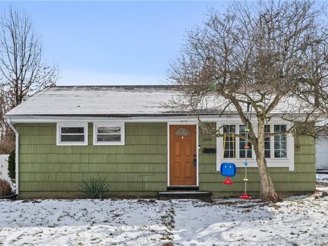 House for sale in Beaver, Pennsylvania
