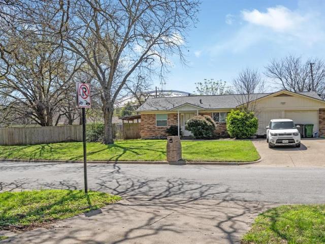 House for sale in Arlington, Texas