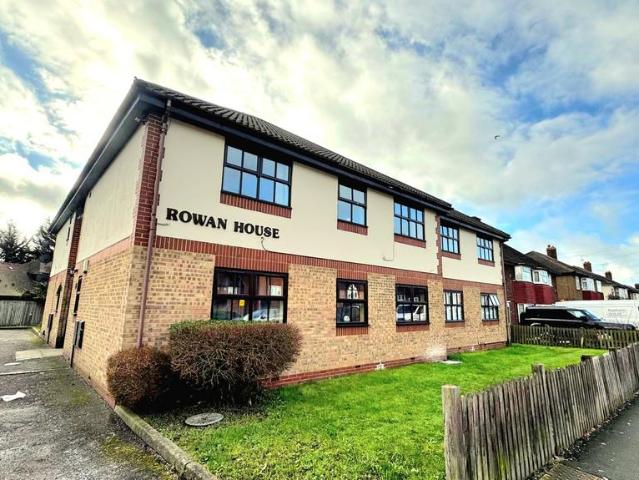 Apartment for rent in London Borough of Hounslow, Greater London