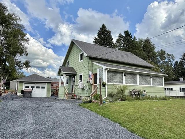 House for sale in Madawaska, Maine