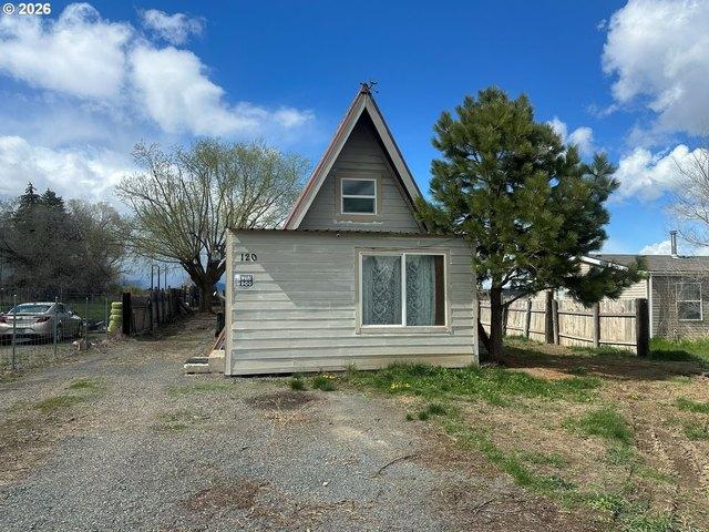 House for sale in Oregonia
