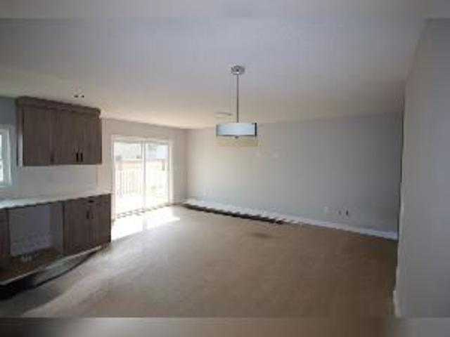 Townhouse for rent in Leduc