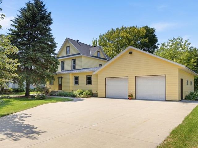 House for sale in Hector, Minnesota