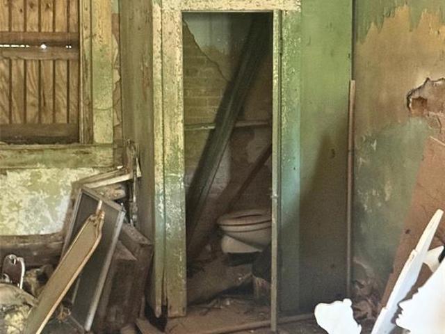 Commercial for sale in Navarro, Texas