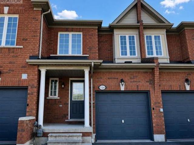 Townhouse for sale in Mississauga, Ontario