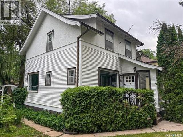 House for sale in Saskatoon, Saskatchewan