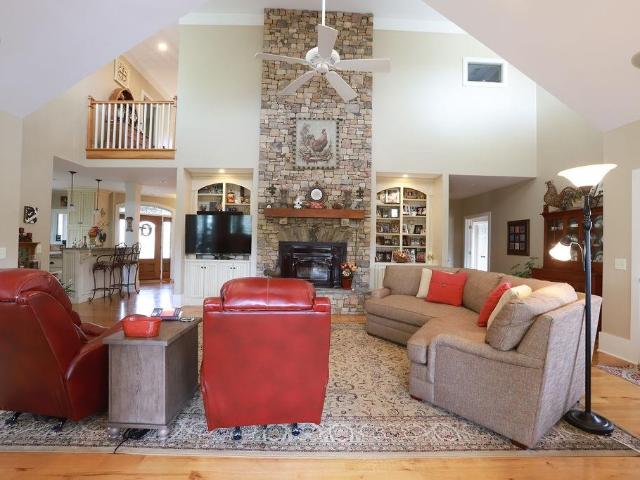 House for sale in Dahlonega, Georgia