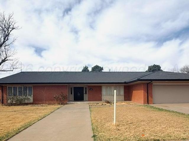 House for sale in Dumas, Texas